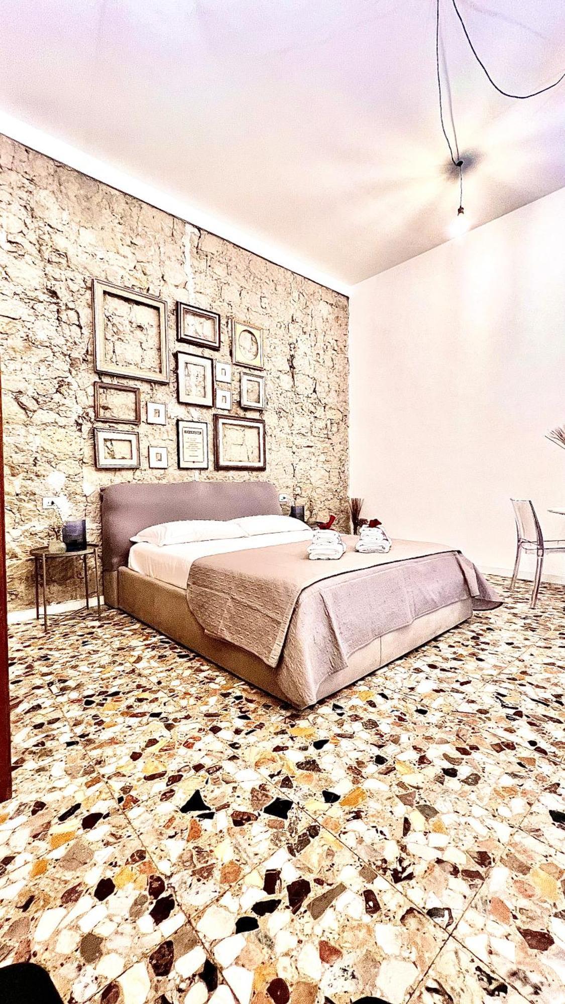 La Suite Di Marco Naples Exterior photo